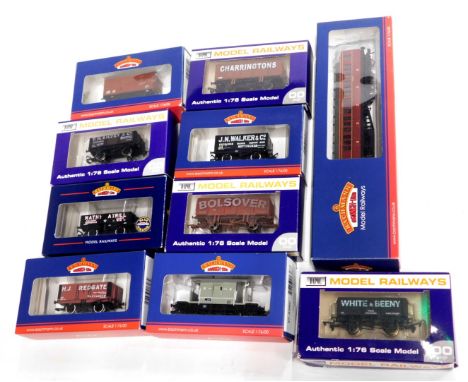A Bachmann Branchline and other OO gauge rolling stock, including 34-226D 57ft  corridor brake third LMS crimson, Dapple B614