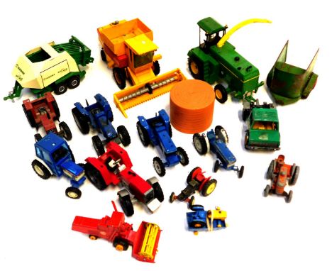 Ertl and Britains diecast, including a John Deere combine harvester, New Holland TR85 combine harvester, Ford 2120 tractor, F