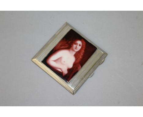 A HEAVY ENGINE TURNED SILVER CIGARETTE CASE, 8cm x 8cm, Birmingham 1922, with a large plaque nude with long red hair.