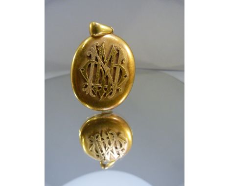 Large Monogrammed Pinchbeck Locket approx: 44.3mm x 36.5mm across with Initials M N B