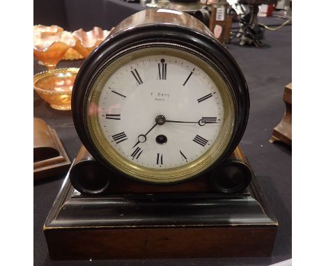 Drum head mantel clock by F Bott Paris/Liverpool with pendulum and key. P&amp;P Group 3 (£25+VAT for the first lot and £5+VAT