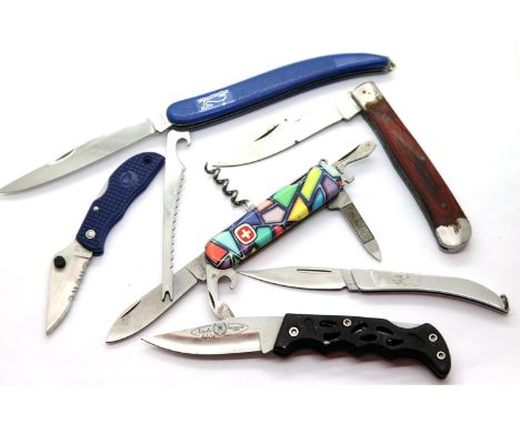 Six mixed folding knives. P&amp;P Group 2 (£18+VAT for the first lot and £3+VAT for subsequent lots) 