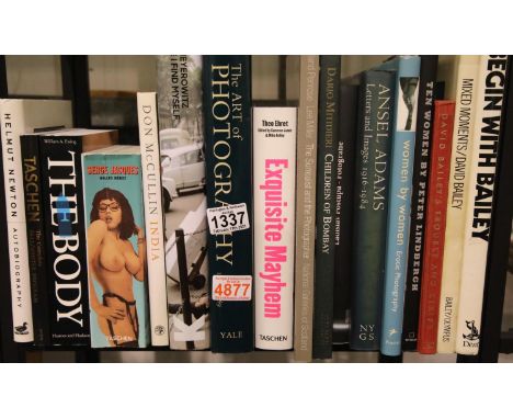 Mixed books including erotic examples. P&amp;P Group 3 (£25+VAT for the first lot and £5+VAT for subsequent lots) 