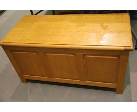 Modern light oak blanket chest with cushion contents, 102 x 49 x 52 cm. Not available for in-house P&amp;P, contact Paul O'He