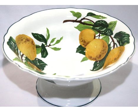 Large Villeroy &amp; Boch ceramic fruit bowl, D: 27 cm. P&amp;P Group 3 (£25+VAT for the first lot and £5+VAT for subsequent 