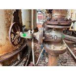 Lot of 14 valves, Contains: 1 A/I ball valve 1. 5“ 150 PSI; 1 A/I globe 4” to 150 PSI; 2 A/I gate 4