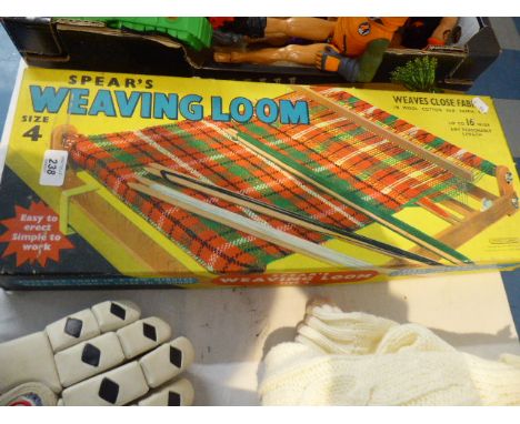 A Vintage Spear's Weaving Loom, Size Four