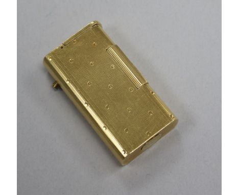 A 1940's/1950's 18ct gold Boucheron lighter, in Boucheron box, 51mm.