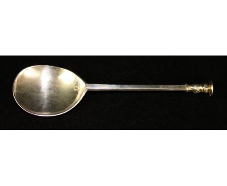 Taunton; A mid 17th century English provincial seal top spoonThe tapered faceted stem with scroll and fluted baluster knop, f