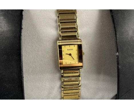 Ladies Rado DiaStar gold plated quartz wristwatch on matching bracelet, signed deployment clasp, signed gold tone dial, appli