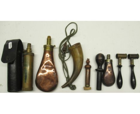 I. P. Cutts Battie Patent copper and brass powder flask, 20cm; horn powder flask; two 19th century powder measures etc. 