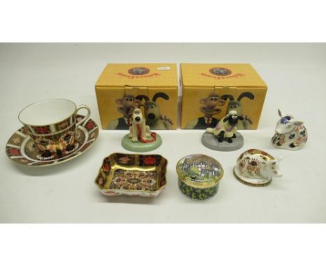 Various collectables ceramics, comprising a Royal Crown Derby Old Imari cup, saucer and trinket dish; two Royal Crown Derby s