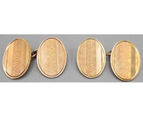 Pair of 9ct yellow gold cufflinks with engine turned design, stamped 375, 8.2g 