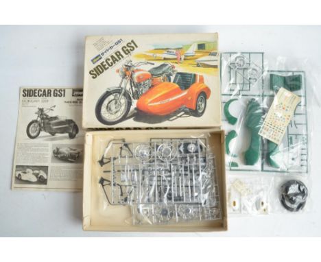 Rare vintage 1/10 scale Hasegawa Sidecar GS1 Yamaha Sport XS650 plastic model kit. Contents checked and complete, all sprues 
