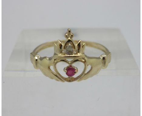 A 9ct gold Claddah ring, weight 1.2g, size O