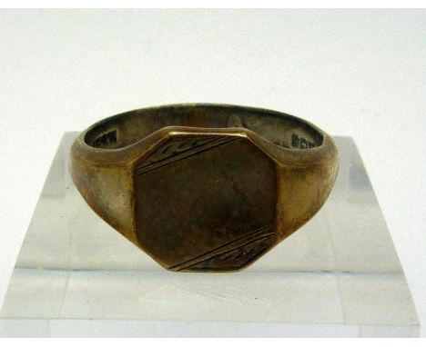 A silver gilt signet ring, size W