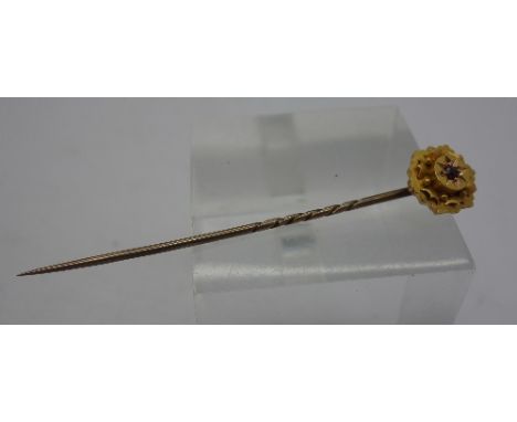 A 15ct gold stick pin, weight 1.1g