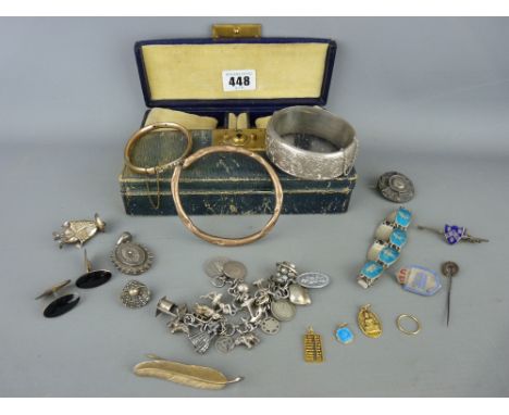 Nine carat gold bangle, silver bangle and mixed jewellery