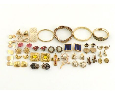 A quantity of costume jewellery, including Miriam Haskell, Pierre Lang, Christian Dior, Liz Clairborne, Jean Patou, Napier an