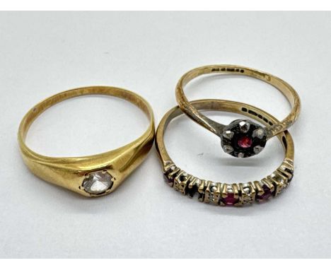 An Antique Style Diamond and Stone Set Cluster Ring, of flowerhead design, the old cut diamonds and circular centre stone, mi