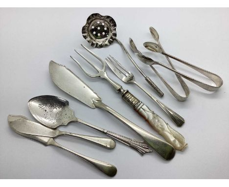 An Edwardian Hallmarked Silver Preserve Spoon, (makers mark rubbed), Sheffield 1902, with flared style terminal and chased de