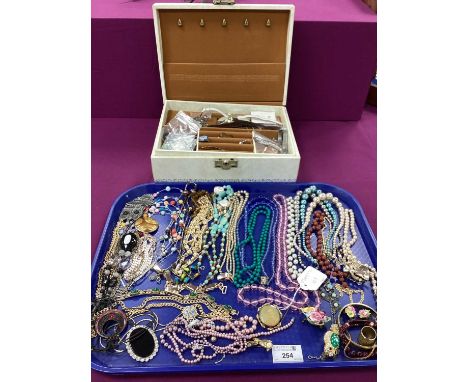 A Collection of Costume Jewellery, to include a vintage sweetheart brooch, beaded necklaces, novelty owl pendant, gilt colour