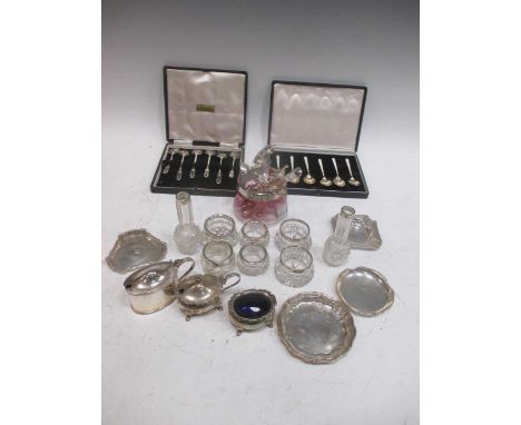 Four small silver ashtrays, a quantity of silver teaspoons and other small silver, a cased set of six Niello teaspoons and a 