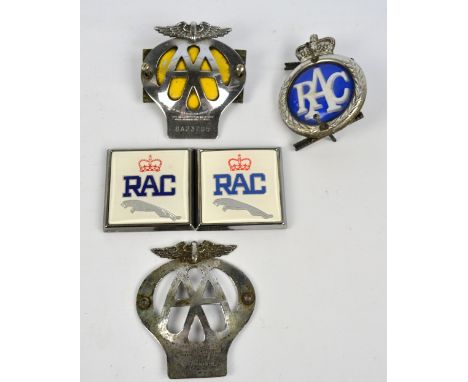 Two vintage AA badges nos. 8A23765 and 0Y07965, also three RAC badges (5).