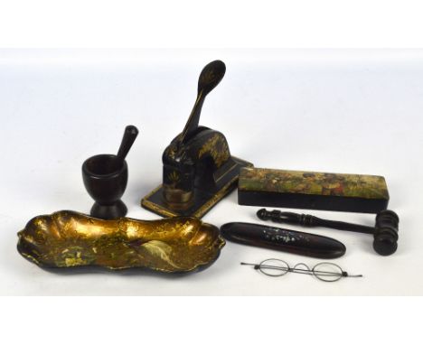 A small group of various collectors' items to include a papier mâché oval pen tray, a tortoise shell and mother of pearl inla