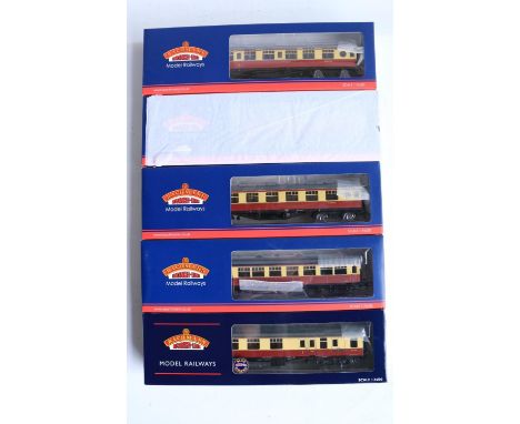 Five OO gauge crimson and cream passenger coaches from Bachmann (including tissue wrapped 39-470 LMS 60ft first class Porthol