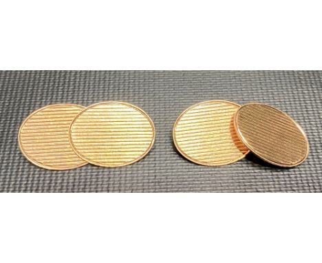 9ct hallmarked rose gold engine turned pair of cufflinks, weight 5g approx.