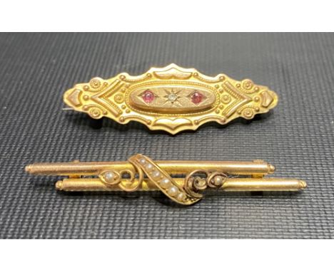 Victorian 9ct gold diamond and ruby set three stone brooch, with glazed panel to the back, stamped TH 9ct, weight 2.2g; toget