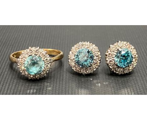 18ct gold diamond and possibly zircon cluster ring with a matching pair of stud earrings, the blue stones of 1ct spread appro