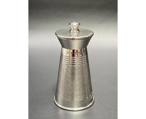 Modern silver engine turned pepper grinder, maker J.C Ltd, Birmingham 1970, height 9.5cm, weight overall 5.45oz approx.
