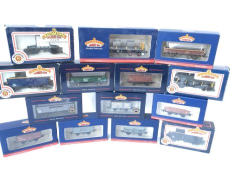 Collection of various Bachmann wagons.