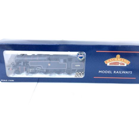 A Boxed Bachmann Fairburn Tank 42096 BR Lined Black Emblem.#32-876 DCC Ready.