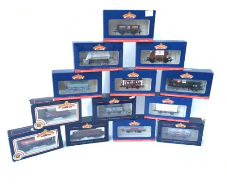 A collection of various Bachmann wagons.