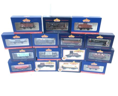 A collection of various Bachmann wagons.
