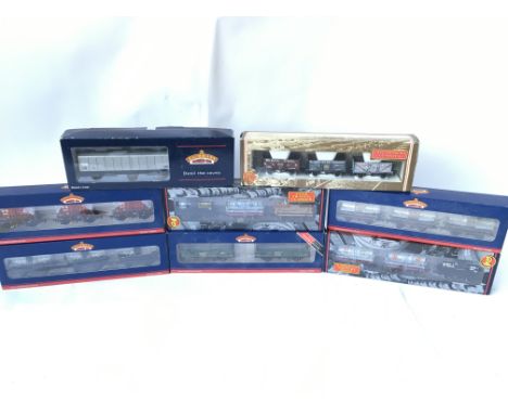 A collection of various Bachmann wagons.