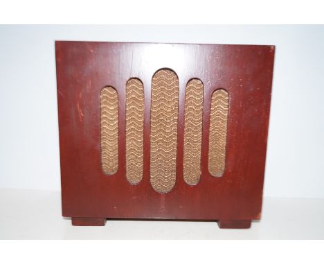 Art deco wooden case speaker 