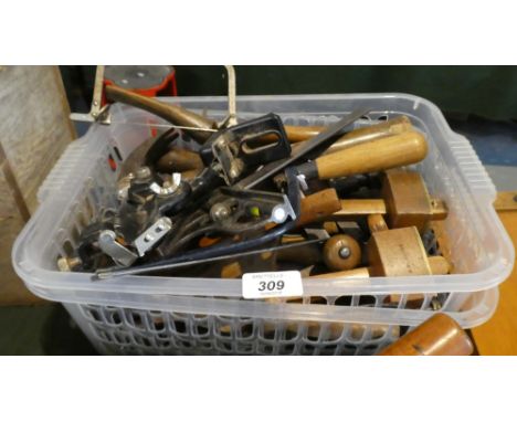 A Box Containing Various Vintage Carpenters Tools Etc 