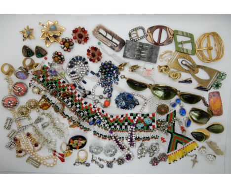 A pair of Sarah Coventry earrings and a ring, First Nation beadwork items, retro costume rings and other items Condition Repo