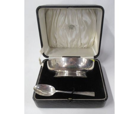 A cased silver babies bowl and spoon, weight 6oz