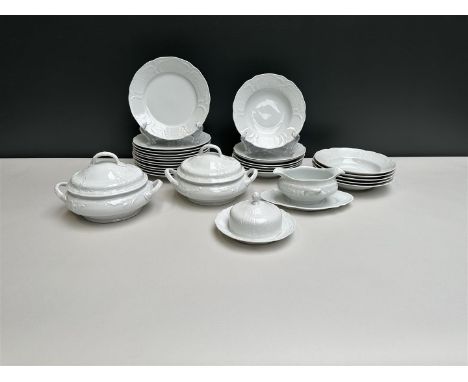 A Rosenthal Classic white 26-piece part service, consisting of 2 covered dishes, a sauce boat, a butter dish, 10 soup plates,