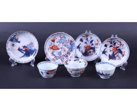 A lot of various Imari cups and saucers. China, 18th century.Diam. 12 cm.