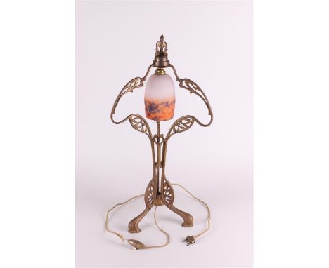 Degué for David Guéron (1892-1950), an Art Noveau copper table lamp with satined glass lampshade, signed in the lampshade. Ea