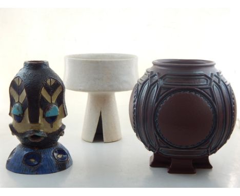 A contemporary ceramic bowl, cream crackle glazed and raised on a slit conical foot, D. 19cm, together with a vase in the man