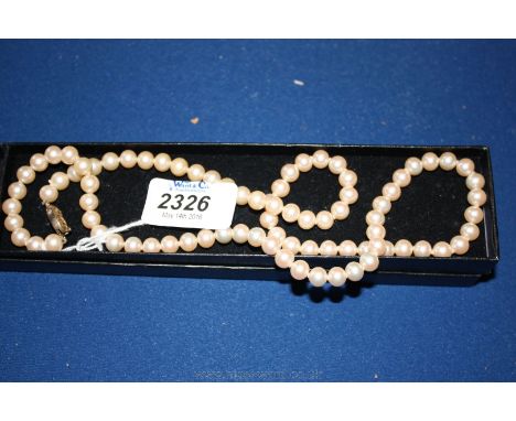 A Pearl Necklace with 925 clasp