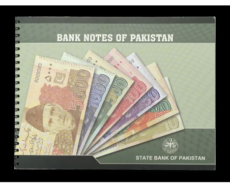 State Bank of Pakistan, a ring-bound folder containing specimens for the 2005-2022 issues, in this case all dated either 2009