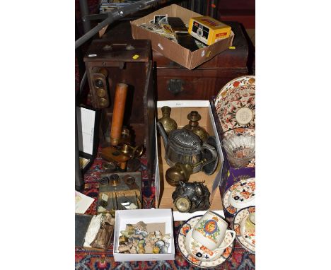 TWO BOXES AND LOOSE MISCELLANEOUS ITEMS to include a box of assorted metal wares to include a small group of Indian brass ite